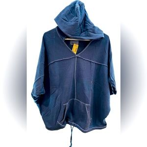 American eagle 🦅 outfitters Hooded Half Sleeve Top